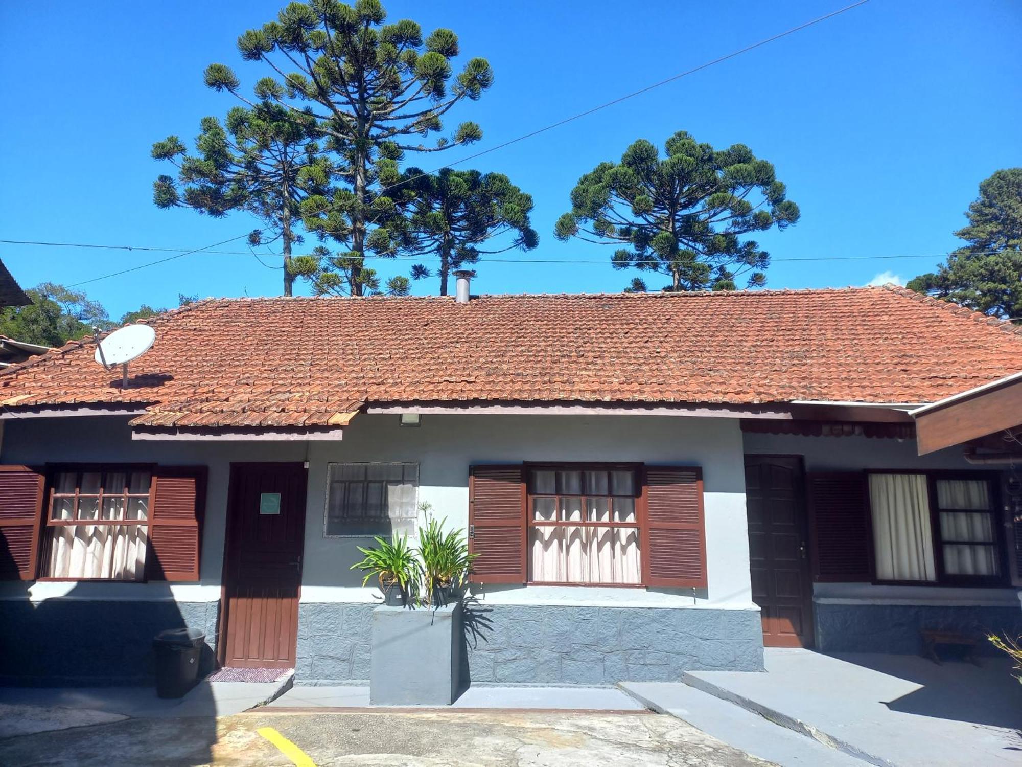 Casa Recanto 2 Campos do Jordão Buitenkant foto